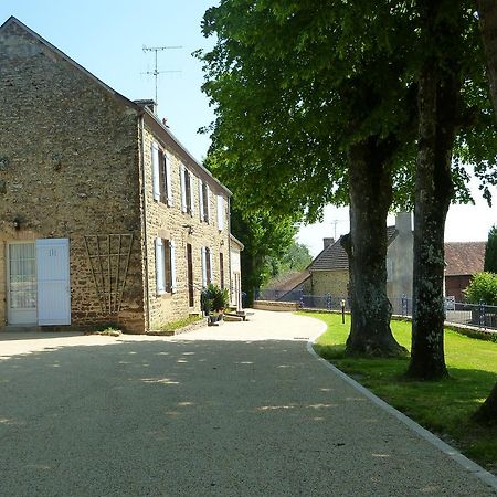 Les Quatre Saisons Bed and Breakfast Moitron-sur-Sarthe Εξωτερικό φωτογραφία