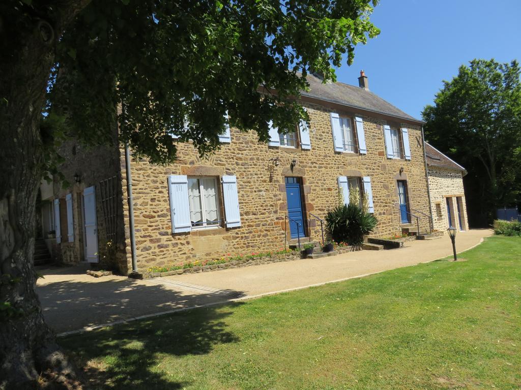 Les Quatre Saisons Bed and Breakfast Moitron-sur-Sarthe Εξωτερικό φωτογραφία