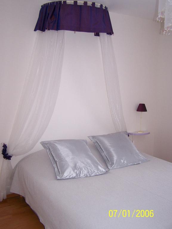 Les Quatre Saisons Bed and Breakfast Moitron-sur-Sarthe Εξωτερικό φωτογραφία